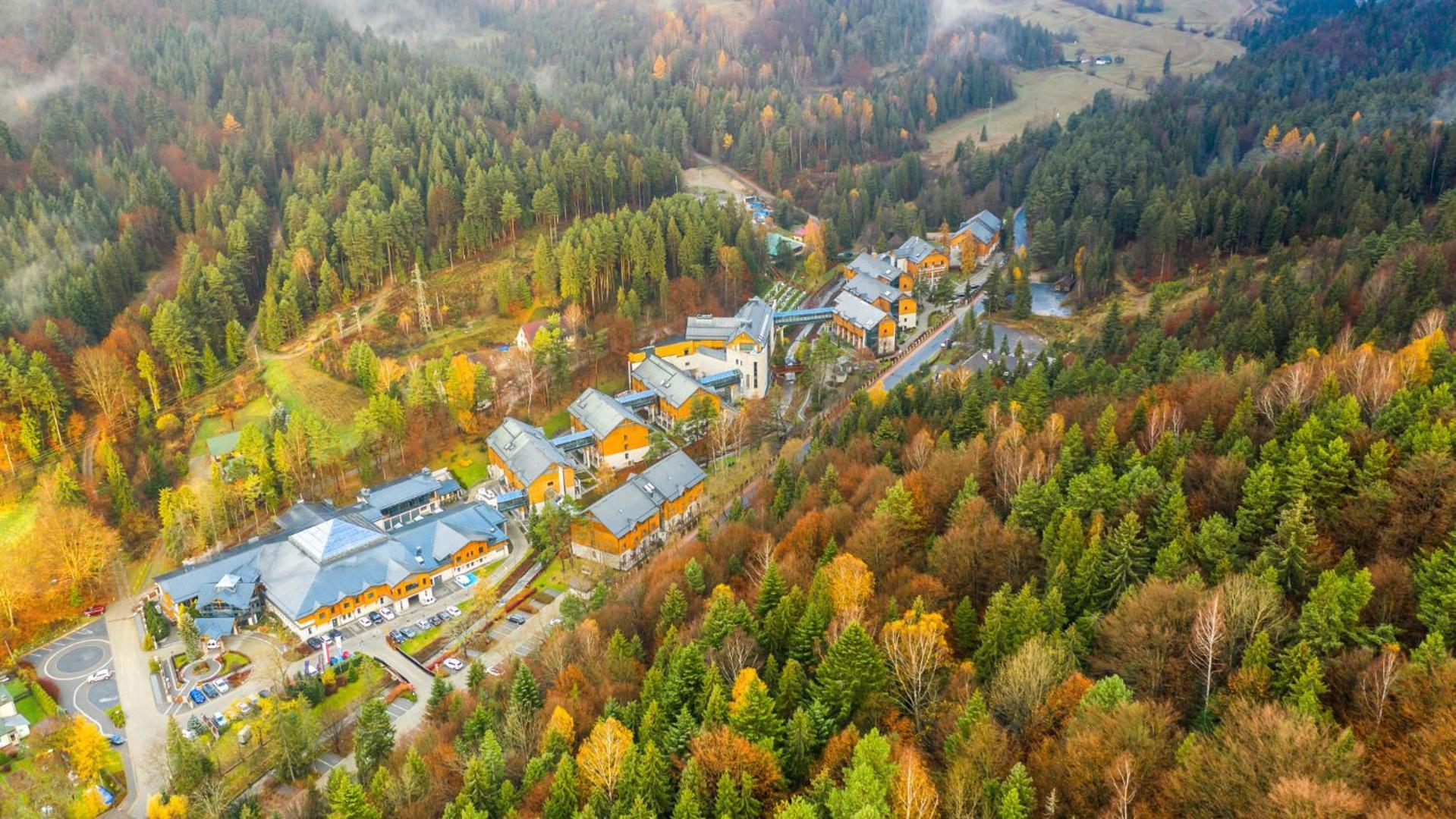 黑色溪流spa度假会议酒店 克雷尼察 外观 照片