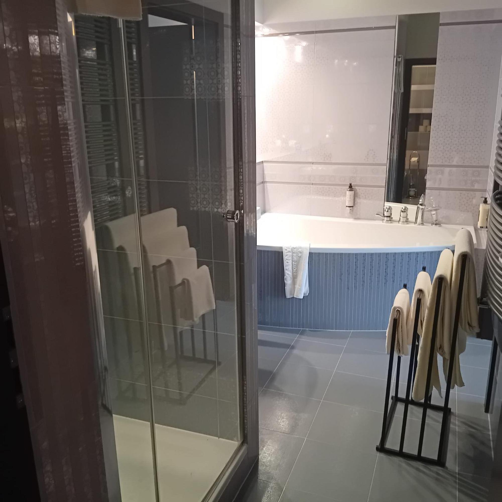 黑色溪流spa度假会议酒店 克雷尼察 外观 照片
